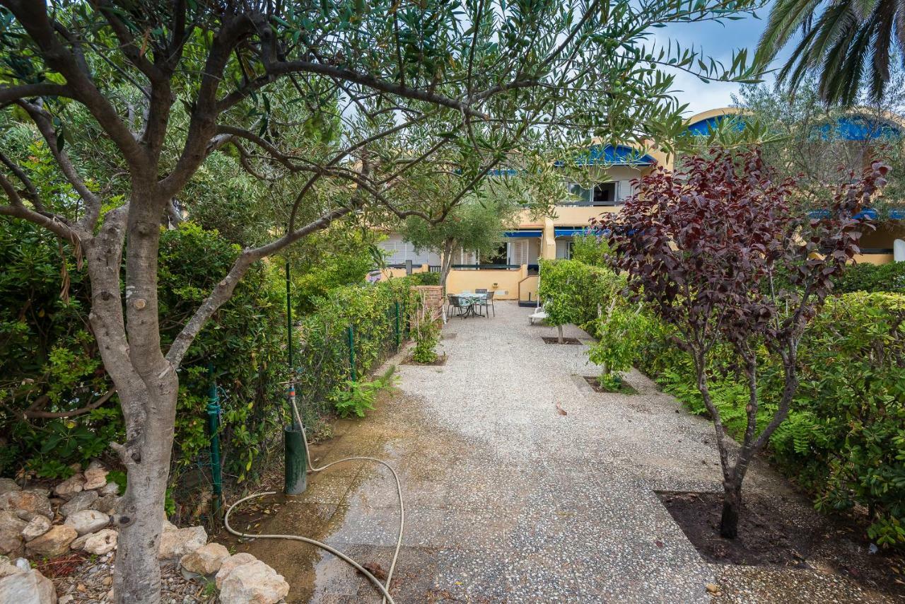 Calipso Tamarit Villa Tarragona Exterior photo